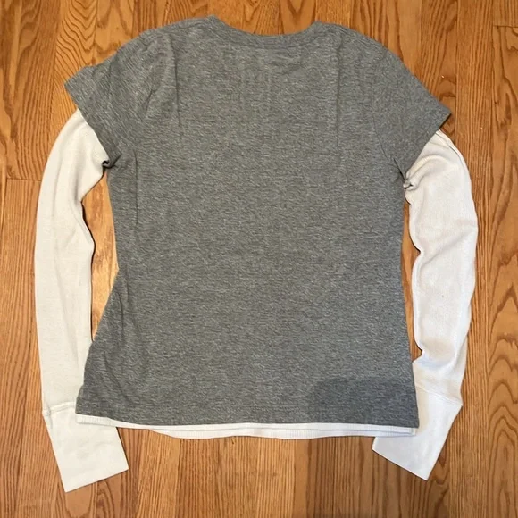 Danskin now active top with thumbhole sleeves. Women’s size large - Picture 4 of 10